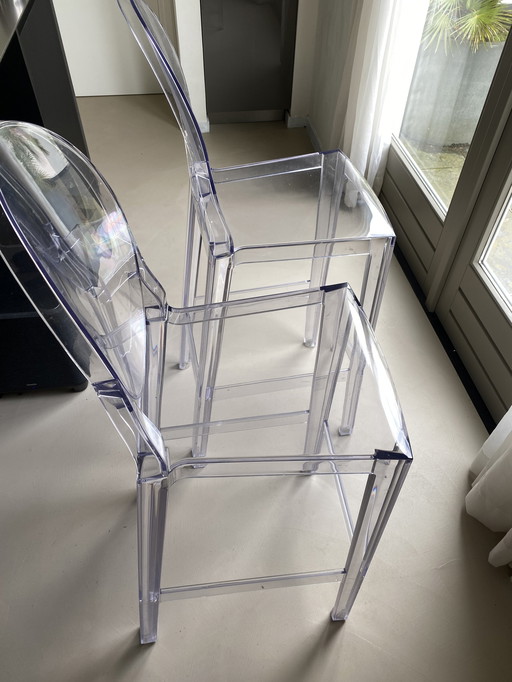 2 tabourets Kartell "One more" par Phillipe Starck