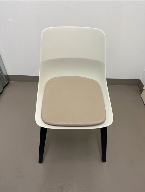 Brunner Crona Light chair 6307 Archirivolto