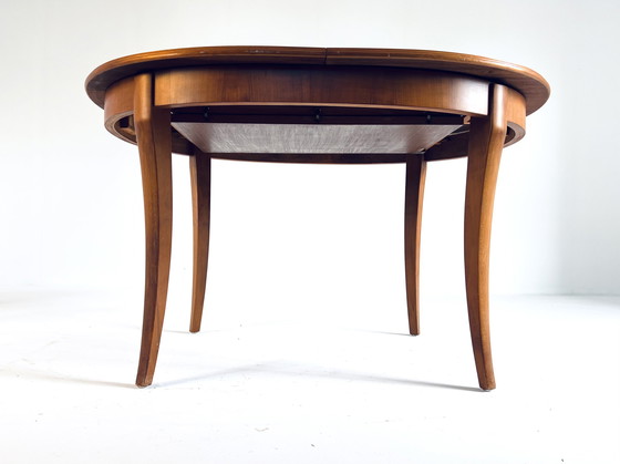 Image 1 of Extendable dining table