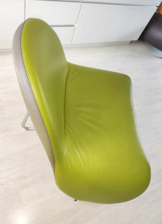 Image 1 of Leolux Sello Armchair Olive