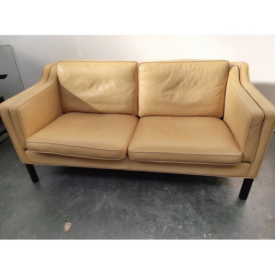 Image 1 of Scandinavian vintage sofa in light beige leather by Hurup Mobelfabrik, 1970