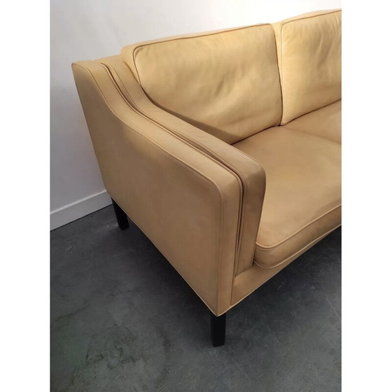 Image 1 of Scandinavian vintage sofa in light beige leather by Hurup Mobelfabrik, 1970