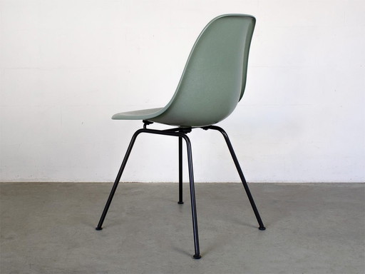 Vitra Dsx Fiberglass Seat Shell In Sea Foam Green Design Charles Eames