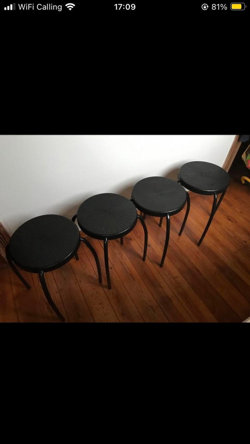 4 Maria Vinka Design Stools