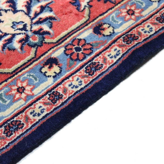 Image 1 of Hand-knotted Saruq carpet 302X201