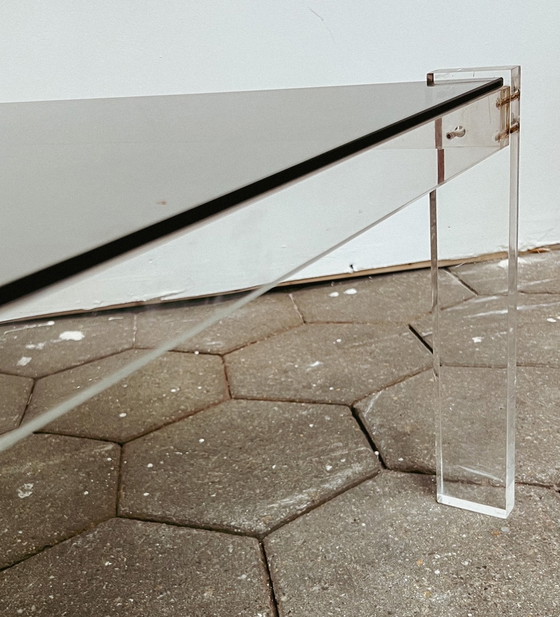 Image 1 of Table basse transparente avec plateau en verre, 1970