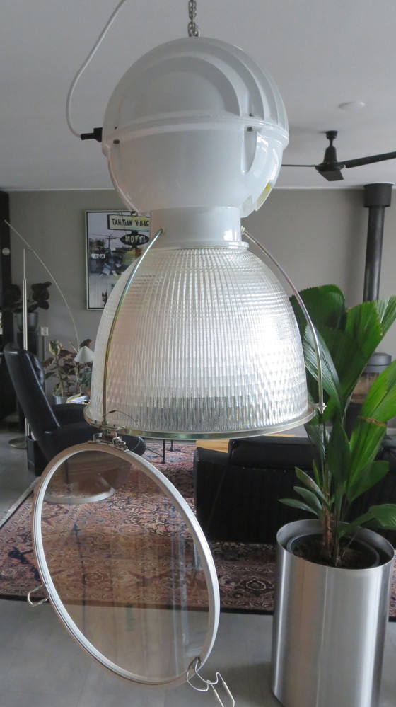 Image 1 of Industrial pendant lamp Holophane Prismalume P8 clone