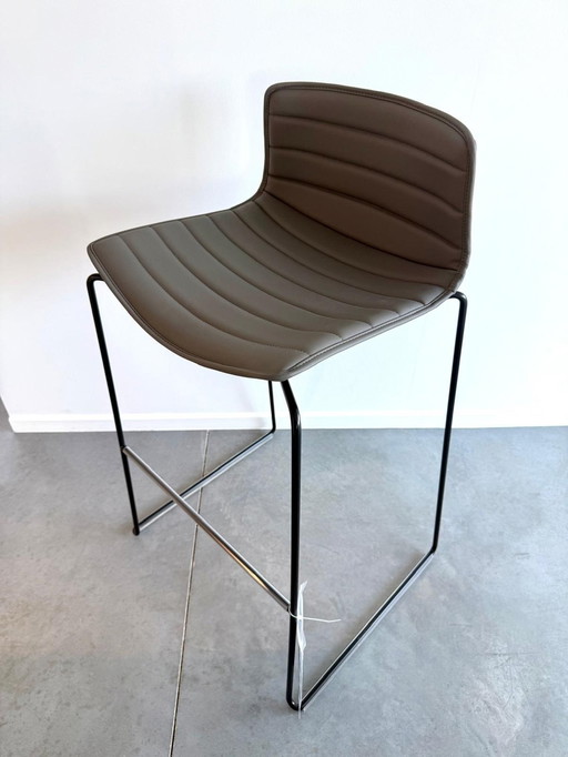 4x Arper Catifa Bar Chairs