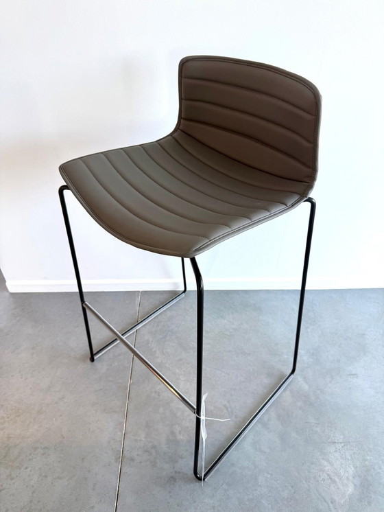 Image 1 of 4x Arper Catifa Bar Chairs