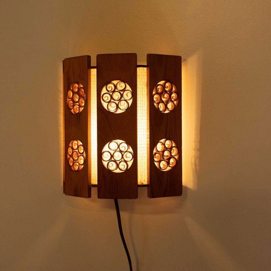 Image 1 of Lampe murale vintage en pin 1960 Suède Scone murale scandinave