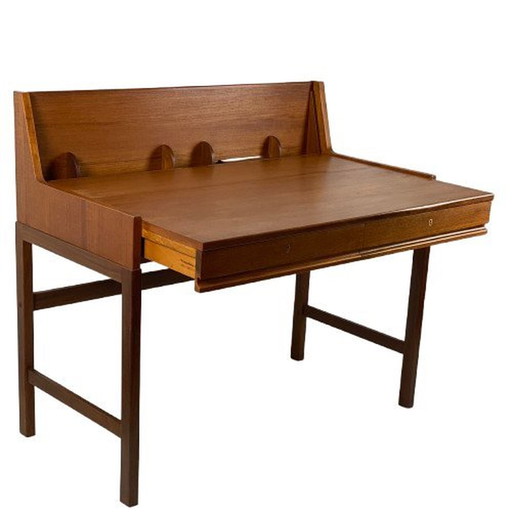 Scandinavian Teak Extensible System Desk, 1960.