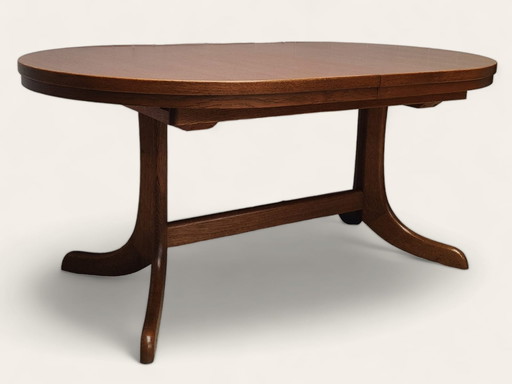 Table de salle à manger vintage