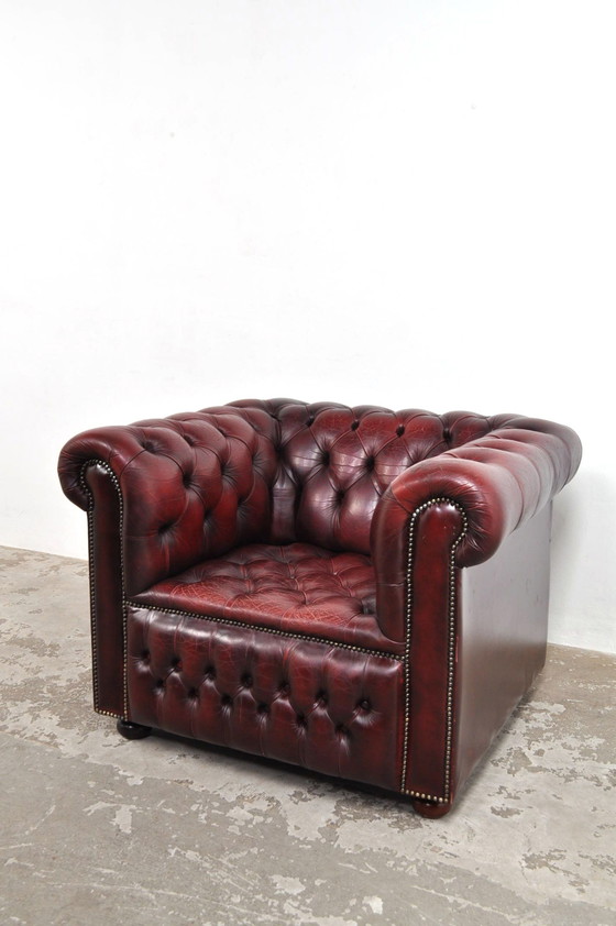 Image 1 of Fauteuil Chesterfield vintage