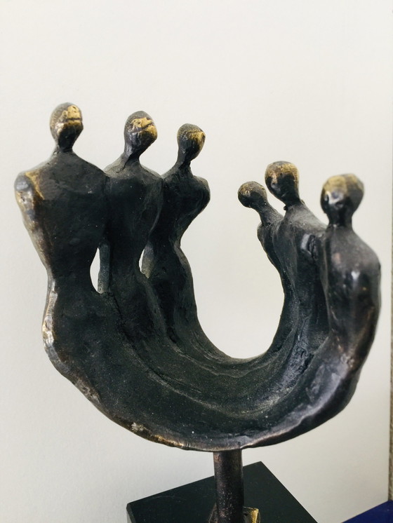 Image 1 of Corry Ammerlaan, Bronze "Development" (Développement)