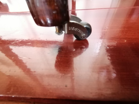 Image 1 of Dressboy vintage breveté d'Italie