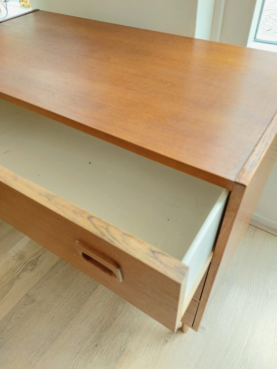 Image 1 of Commode vintage danoise