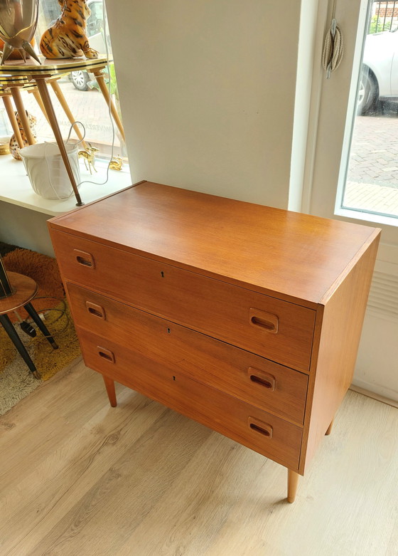 Image 1 of Commode vintage danoise
