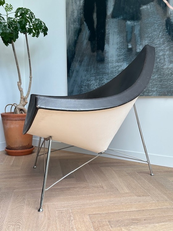 Image 1 of Chaise Vitra Coconut