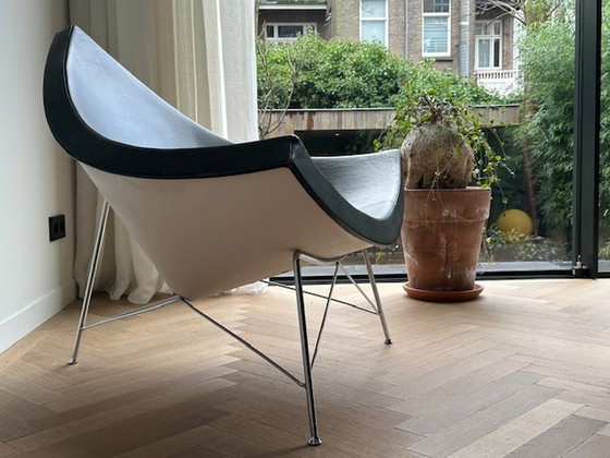 Image 1 of Chaise Vitra Coconut