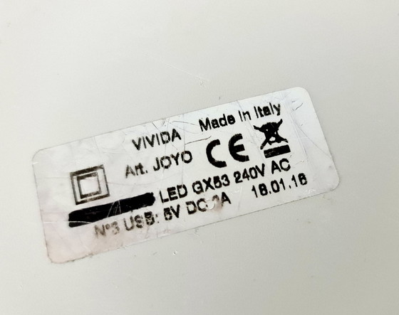 Image 1 of Vivida - JOYO LIGHTCOLORS ROSSO - LAMPADA DA TAVOLO CON STAZIONE DI RICARICA USB - 2000