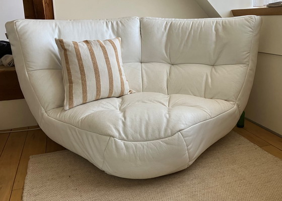 Image 1 of Chateau d'Ax corner sofa