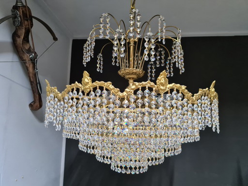 Chandelier set with octagon crystals