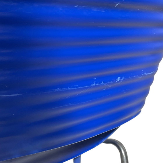 Image 1 of Ron Arad - Vitra - Dining chair on chromed base - model Tom Vac - Blue seat - First edition from 1999!