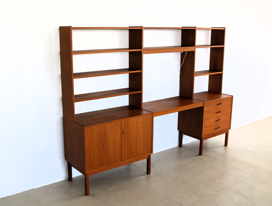 Image 1 of Meuble mural vintage suédois