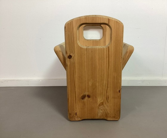 Image 1 of Porte-revues vintage en bois de pin 1970