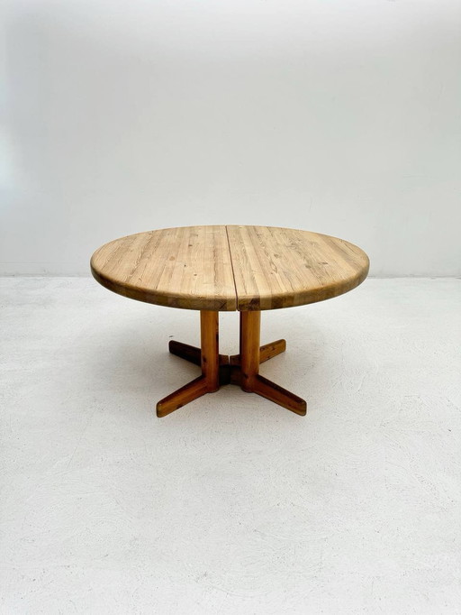 Extendable pine dining table By Rainer Daumiller, Design + Handwerk