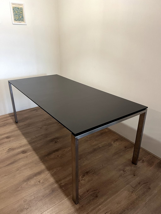 Casper Herring dining table