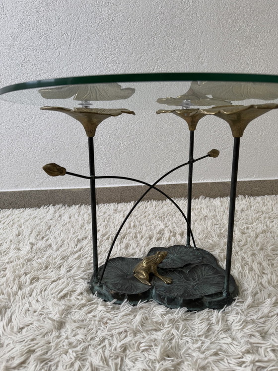 Image 1 of Tavolino da caffè vintage in bronzo a forma di ninfea