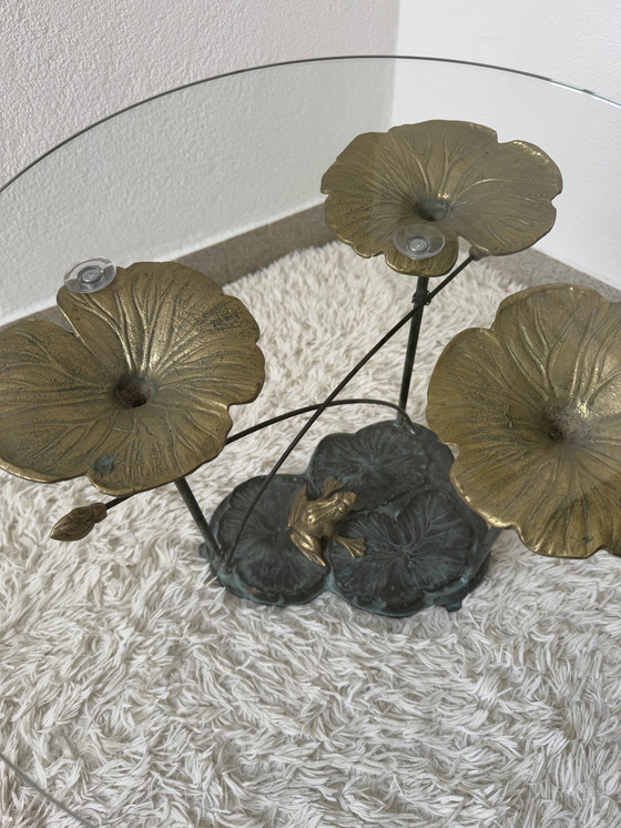 Image 1 of Tavolino da caffè vintage in bronzo a forma di ninfea