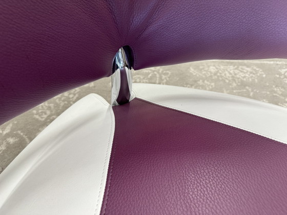 Image 1 of Leolux Pallone Armchair purple white leather