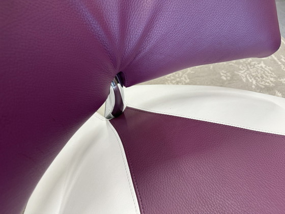 Image 1 of Leolux Pallone Armchair purple white leather