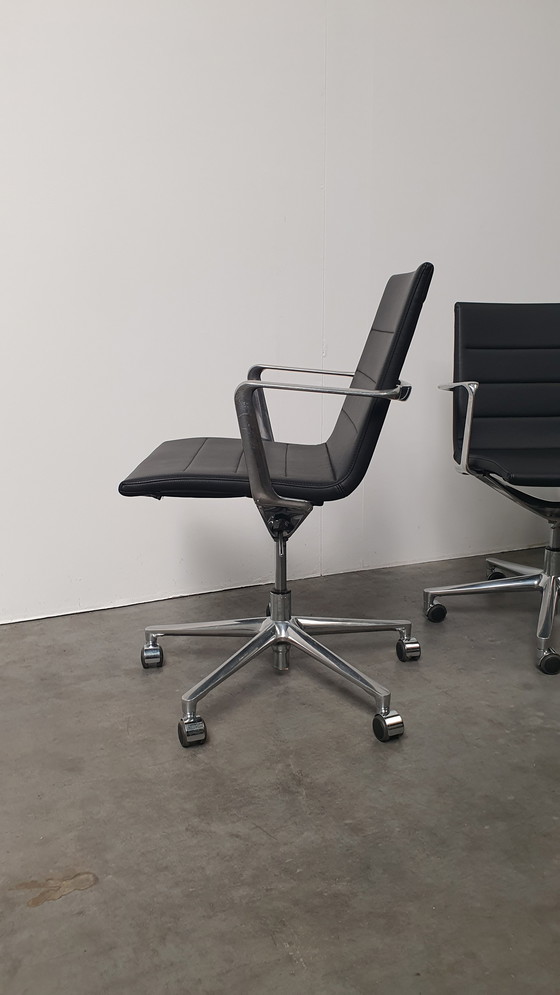 Image 1 of 4x Valea Elle 409 designer office chair ICF casters