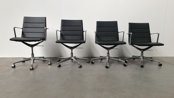 Image 1 of 4x Valea Elle 409 designer office chair ICF casters