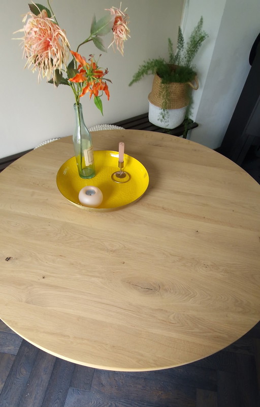 Table de salle à manger moderne ronde en bois de chêne