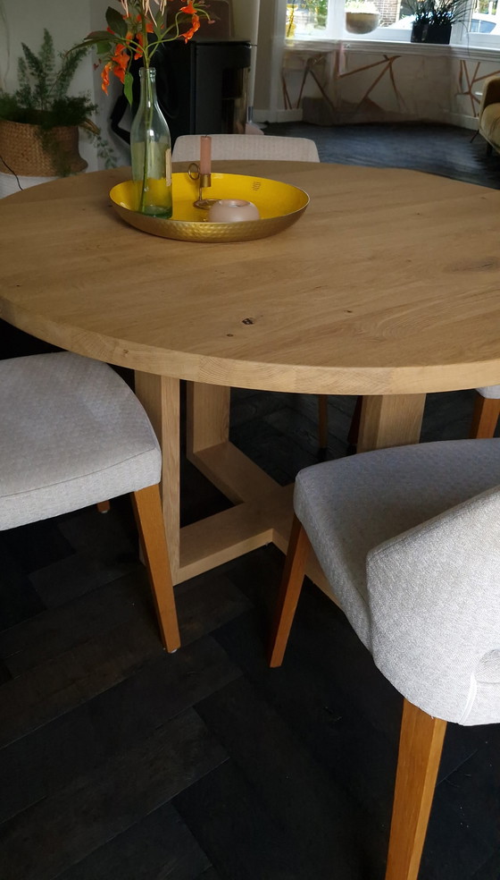 Image 1 of Table de salle à manger moderne ronde en bois de chêne