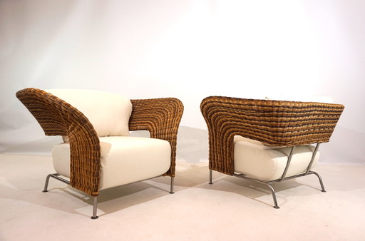 Set of 2 rattan wing chairs