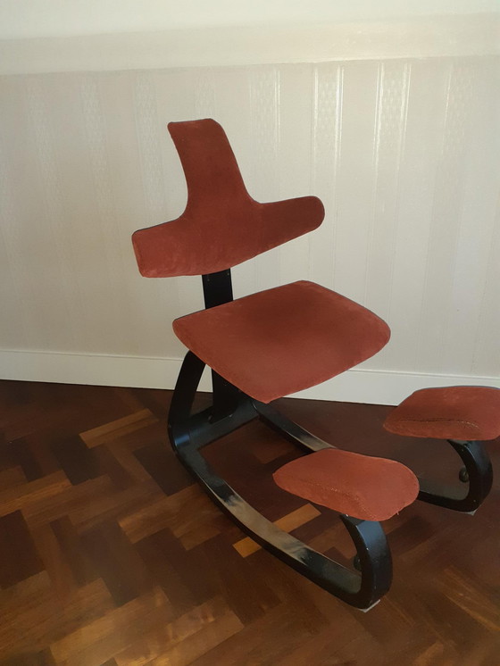 Image 1 of Chaise d'équilibre pour les genoux Stokke