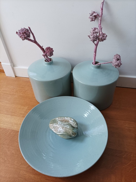 Image 1 of 2x Enri vases and a bowl