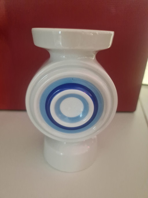 Vase Plankenhammer
Op-Art
White Blue
Approx. 13 X 6,5
White Blue
Approx. 13 X 6,5 Cm

