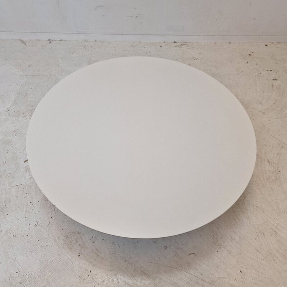 Image 1 of Vintage "Circle" coffee table in white veneered wood by Pierre Paulin for Artifort, 1970