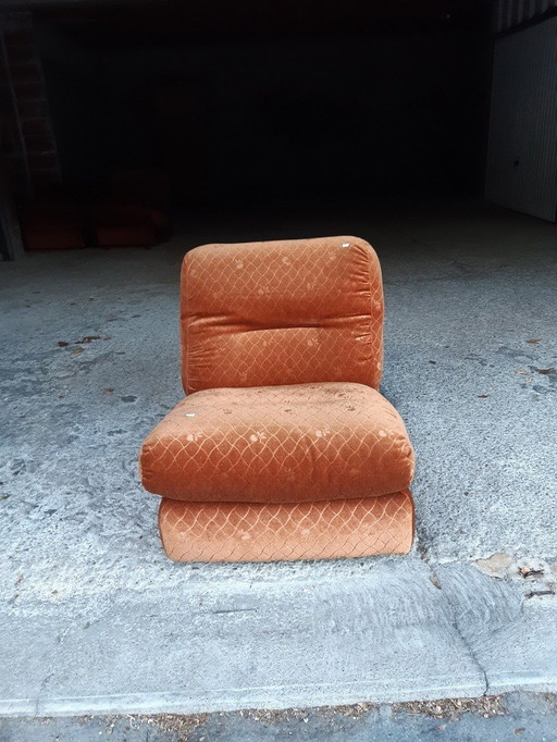 6/7 Orange chair Ligne Roset Pr M. Ducaroy Mod. Albany, Design Ép. Vintage