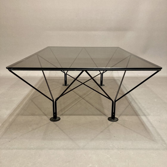 Image 1 of Design coffee table in glass and metal.