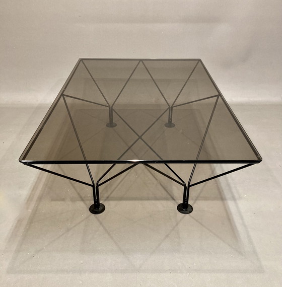 Image 1 of Design coffee table in glass and metal.