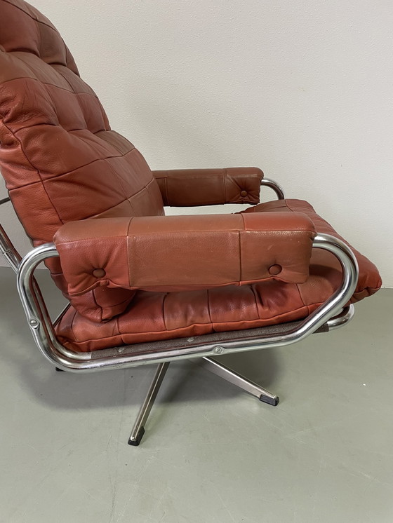 Image 1 of Vintage tubular frame lounge chair