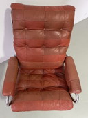 Vintage tubular frame lounge chair