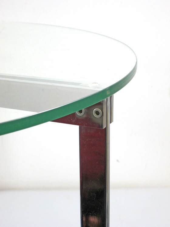 Image 1 of Table basse moderniste